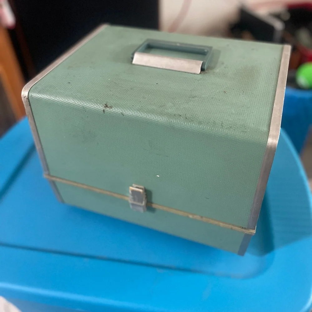Targus vintage argus